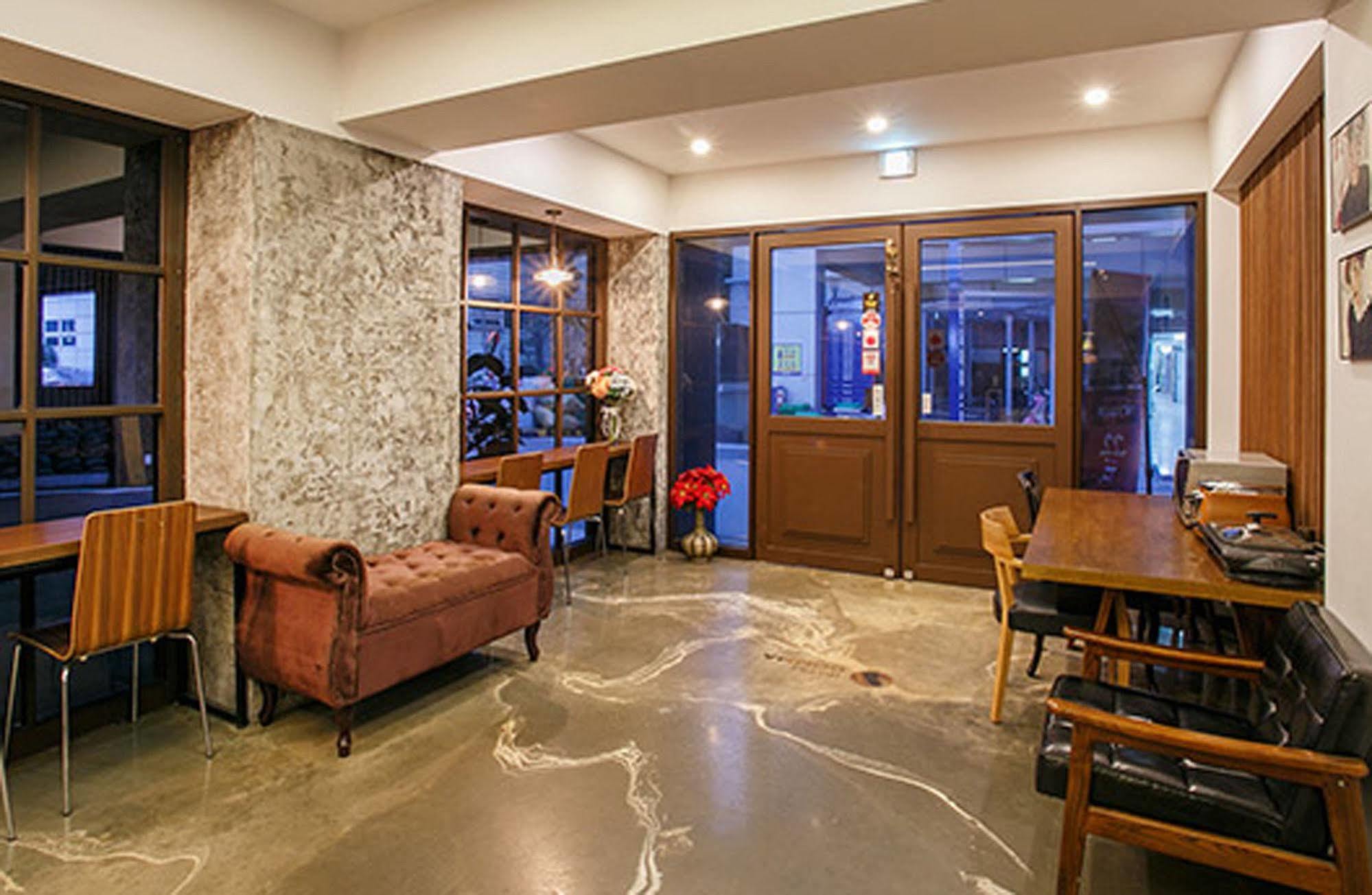Comma Hotel Пусан Экстерьер фото