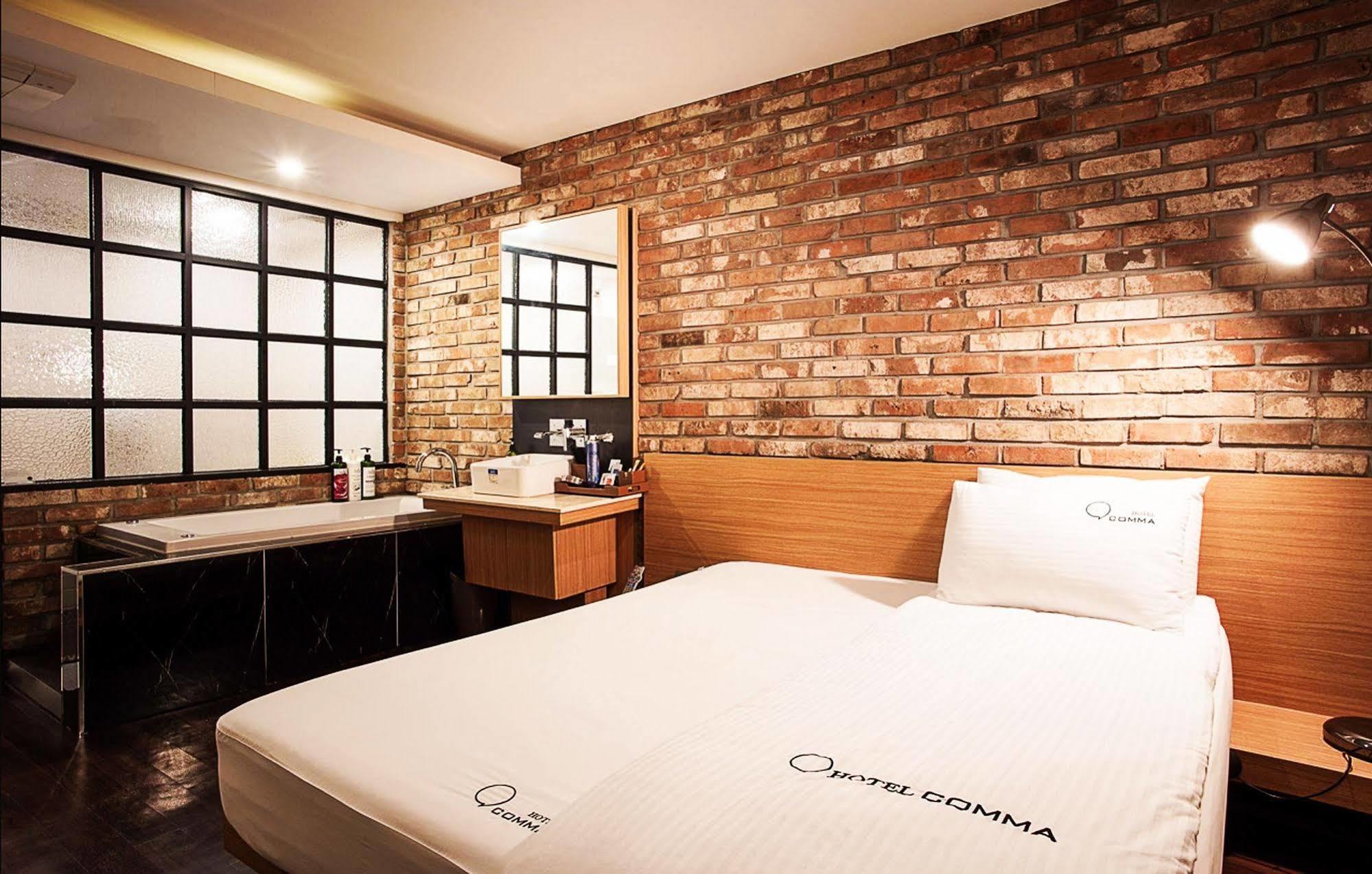 Comma Hotel Пусан Экстерьер фото